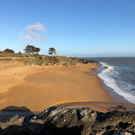 Maison Au Bord De Mer, Du Portmain *
