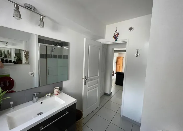 Maison Au Bord De Mer, Du Portmain 波尔尼克