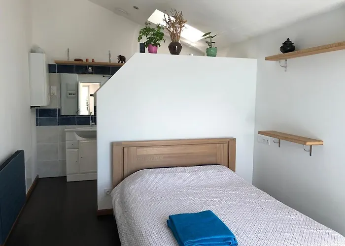 Maison Au Bord De Mer, Du Portmain