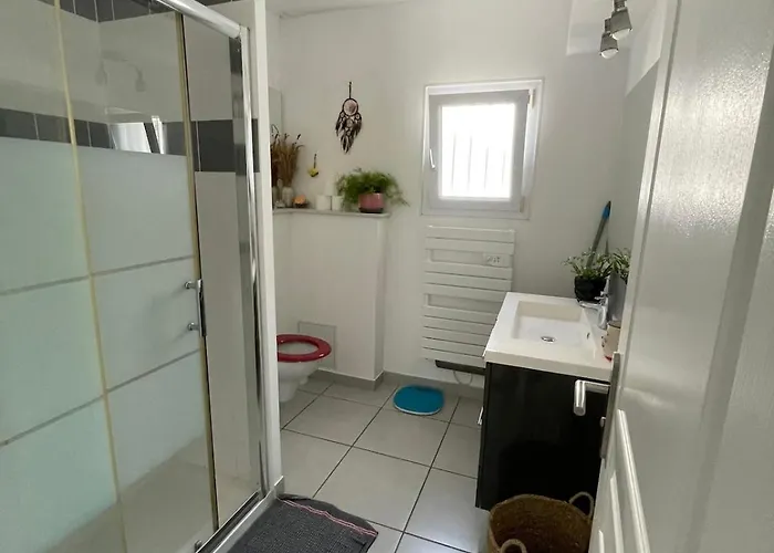 Maison Au Bord De Mer, Du Portmain 別荘 *